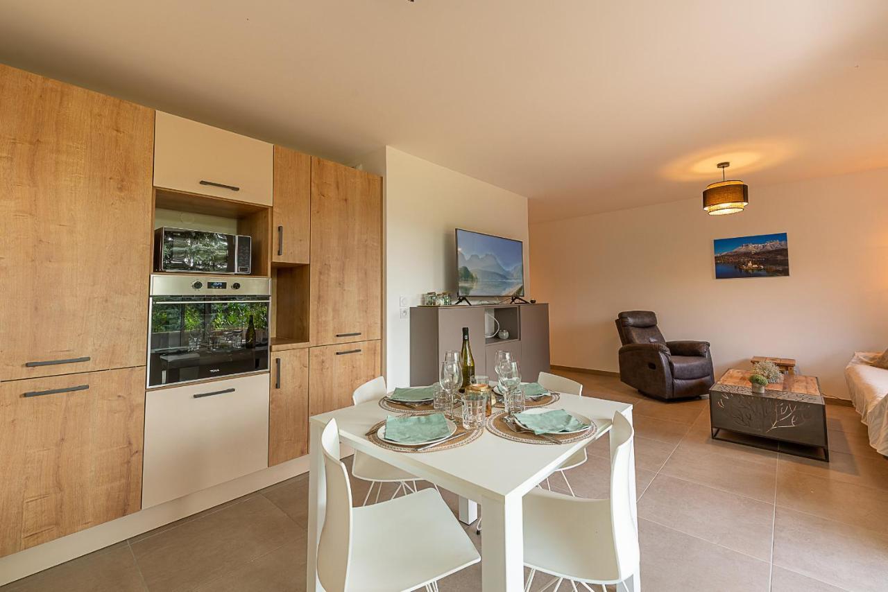 Aux Balcons Anneciens- Entre Et Centre Ville, Lla Selections By Location Annecy *